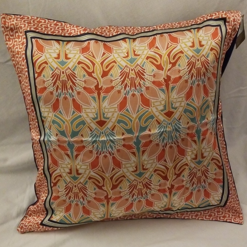 Pillow cover, "Corra sham" Pottery Barn